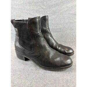 Cole Haan Chelsea Boots Mens 10B Black Leather Ribbed Elastic Ankle Boot‎ Round